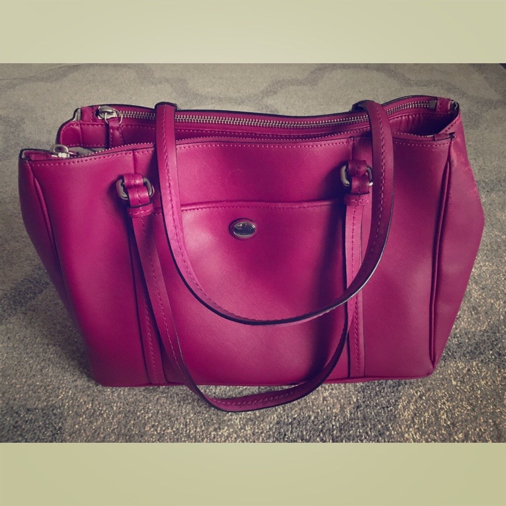 Pink Coach purse 💕